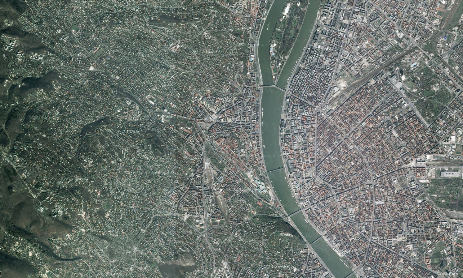 图2_布达佩斯卫星图